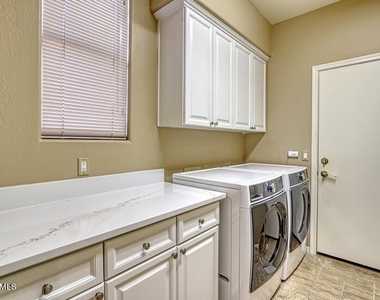 33571 N 70th Way - Photo Thumbnail 30