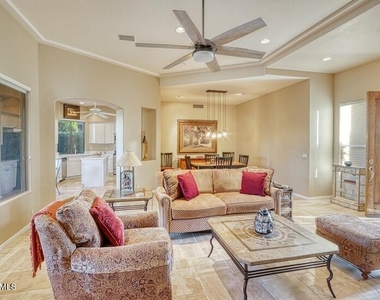 33571 N 70th Way - Photo Thumbnail 3
