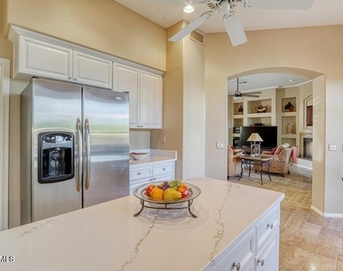 33571 N 70th Way - Photo Thumbnail 10