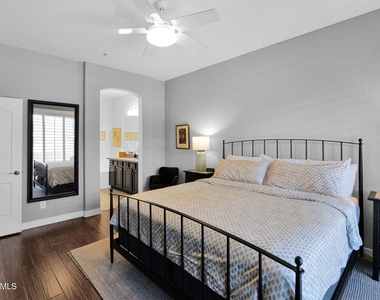 19550 N Grayhawk Drive - Photo Thumbnail 13