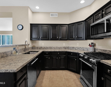 19550 N Grayhawk Drive - Photo Thumbnail 7