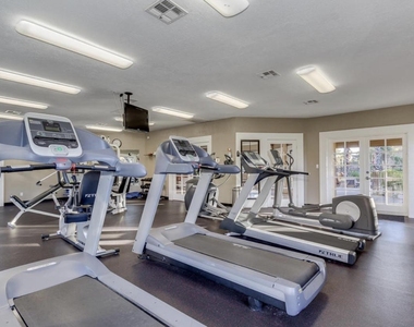 8787 E Mountain View Road - Photo Thumbnail 31