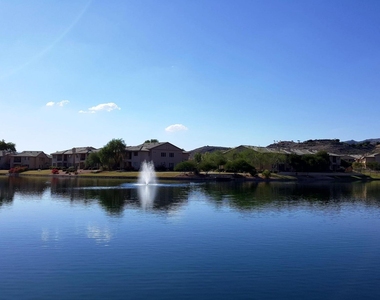 1136 E Hiddenview Drive - Photo Thumbnail 32