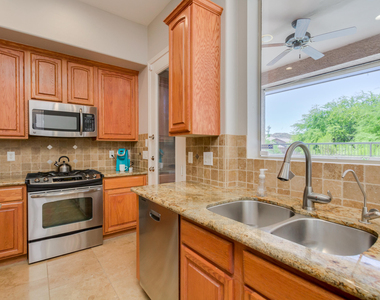 3608 N Paseo Del Sol -- - Photo Thumbnail 14