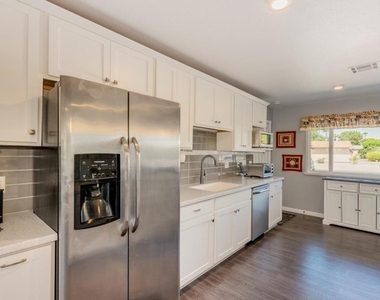 8145 E Pueblo Avenue - Photo Thumbnail 12