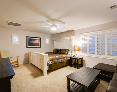3327 E Loma Vista Street - Photo Thumbnail 16