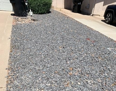 6032 N 77th Place - Photo Thumbnail 5