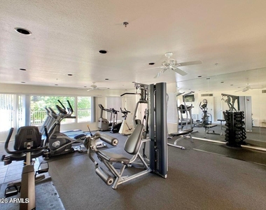 10080 E Mountainview Lake Drive - Photo Thumbnail 18