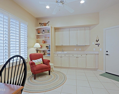 6469 E Amber Sun Drive - Photo Thumbnail 12