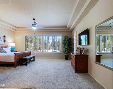 6469 E Amber Sun Drive - Photo Thumbnail 15