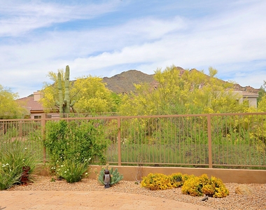 6960 E Whispering Mesquite Trail - Photo Thumbnail 33