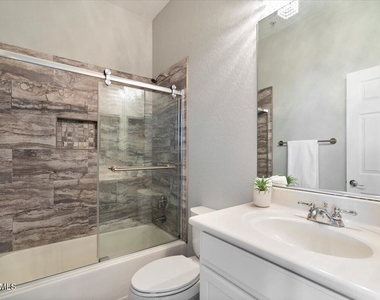 19550 N Grayhawk Drive - Photo Thumbnail 21