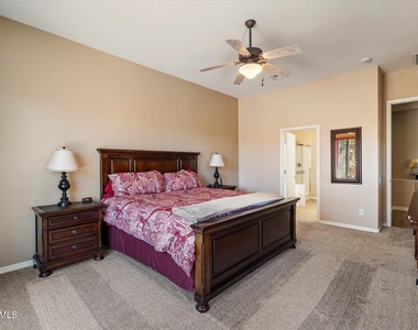 743 E Torrey Pines Place - Photo Thumbnail 19