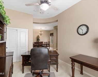743 E Torrey Pines Place - Photo Thumbnail 3