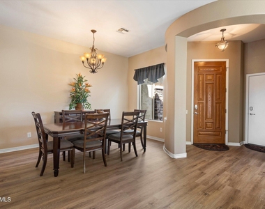 743 E Torrey Pines Place - Photo Thumbnail 10