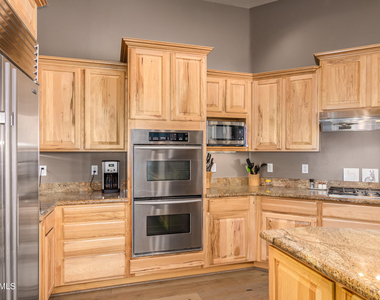 6945 E Stevens Road - Photo Thumbnail 7