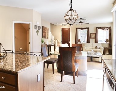 4212 E Vest Avenue - Photo Thumbnail 3