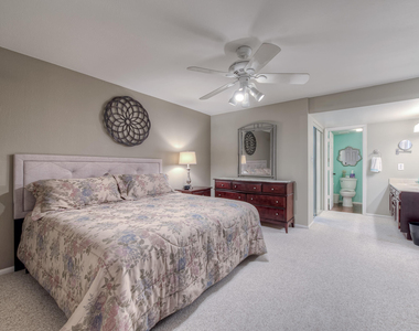 9340 N 92nd Street - Photo Thumbnail 12