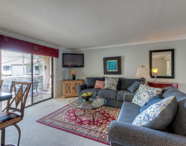 9340 N 92nd Street - Photo Thumbnail 4