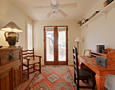 32761 N 69th Street - Photo Thumbnail 9