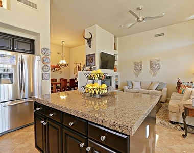 7125 E Canyon Wren Circle - Photo Thumbnail 11