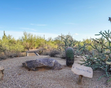 7125 E Canyon Wren Circle - Photo Thumbnail 66