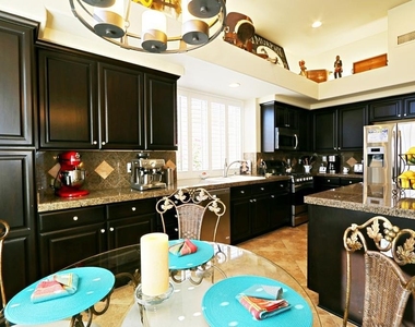 7125 E Canyon Wren Circle - Photo Thumbnail 8