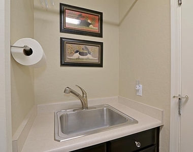 7125 E Canyon Wren Circle - Photo Thumbnail 24