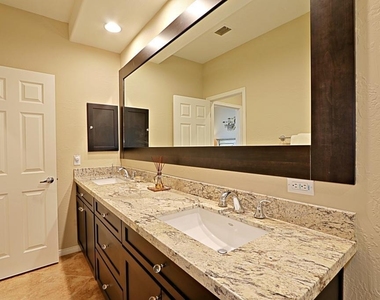 7125 E Canyon Wren Circle - Photo Thumbnail 20