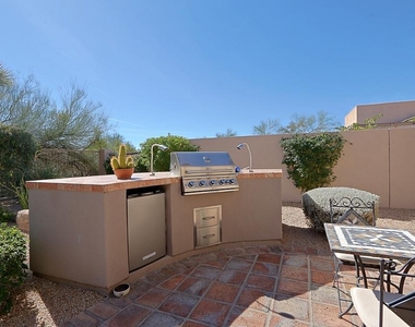 7125 E Canyon Wren Circle - Photo Thumbnail 30