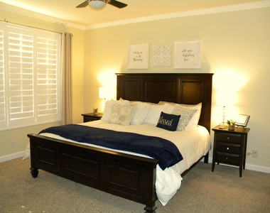 9707 E Mountain View Road - Photo Thumbnail 13