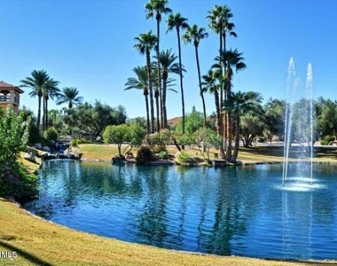 9707 E Mountain View Road - Photo Thumbnail 26