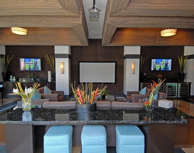 20100 N 78th Place - Photo Thumbnail 13