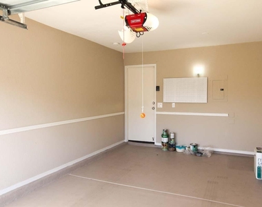 1633 E Lakeside Drive - Photo Thumbnail 22