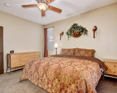 2553 N Raven Street - Photo Thumbnail 8