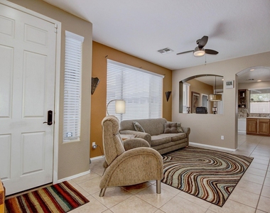 2553 N Raven Street - Photo Thumbnail 3
