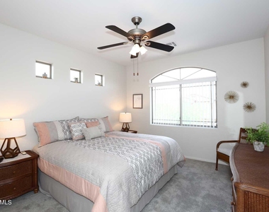 11500 E Cochise Drive - Photo Thumbnail 27