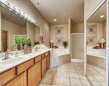 11500 E Cochise Drive - Photo Thumbnail 26