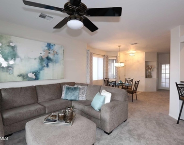 11500 E Cochise Drive - Photo Thumbnail 6