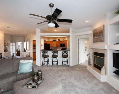 11500 E Cochise Drive - Photo Thumbnail 9