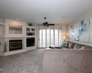11500 E Cochise Drive - Photo Thumbnail 7