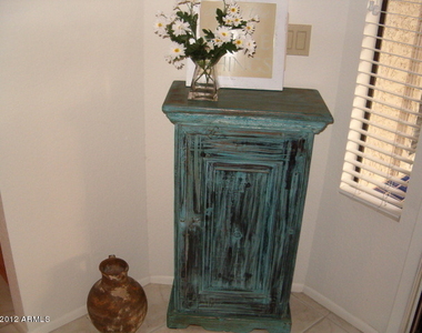 10074 E San Salvador Drive - Photo Thumbnail 25