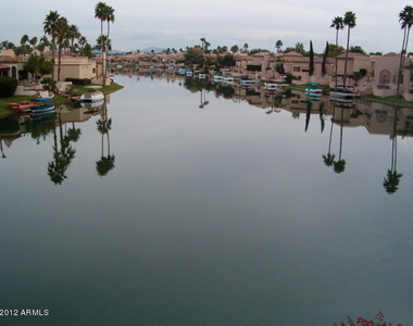 10074 E San Salvador Drive - Photo Thumbnail 8