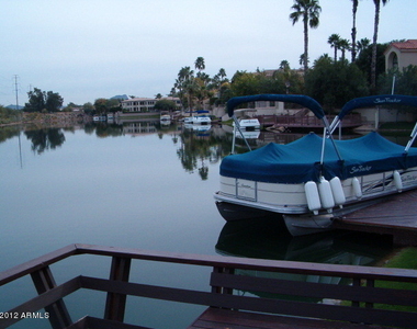 10074 E San Salvador Drive - Photo Thumbnail 9
