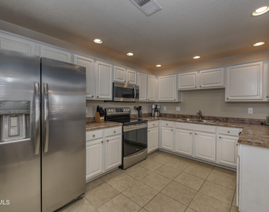 9455 E Raintree Drive - Photo Thumbnail 10