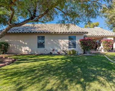 9023 W Lisbon Lane - Photo Thumbnail 61
