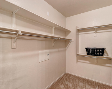 19700 N 76th Street - Photo Thumbnail 7