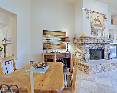 32811 N 70th Street - Photo Thumbnail 7
