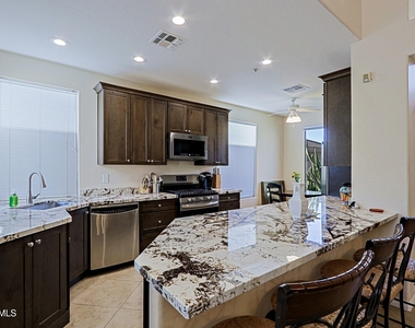 32707 N 70th Street - Photo Thumbnail 14