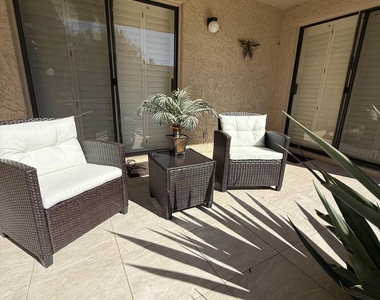 8649 E Royal Palm Road - Photo Thumbnail 13